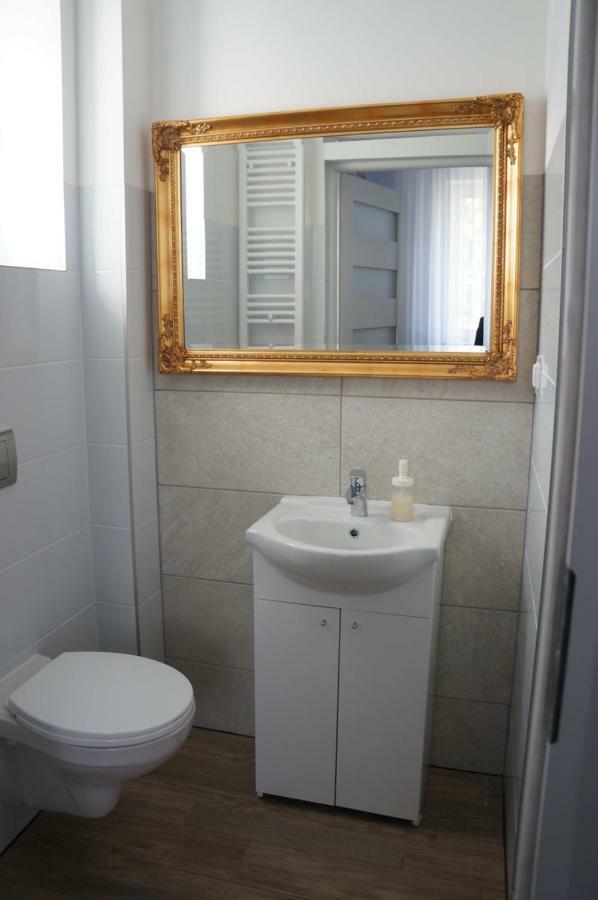 Apartamenty Z Klimatem Posen Exterior foto