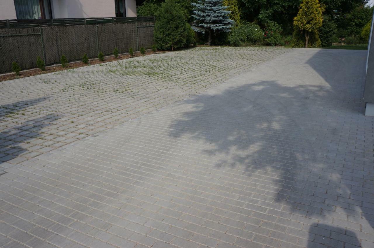 Apartamenty Z Klimatem Posen Exterior foto